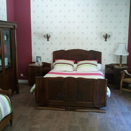 Bed and Breakfast Mas Du Trezon Cholet Exteriér fotografie