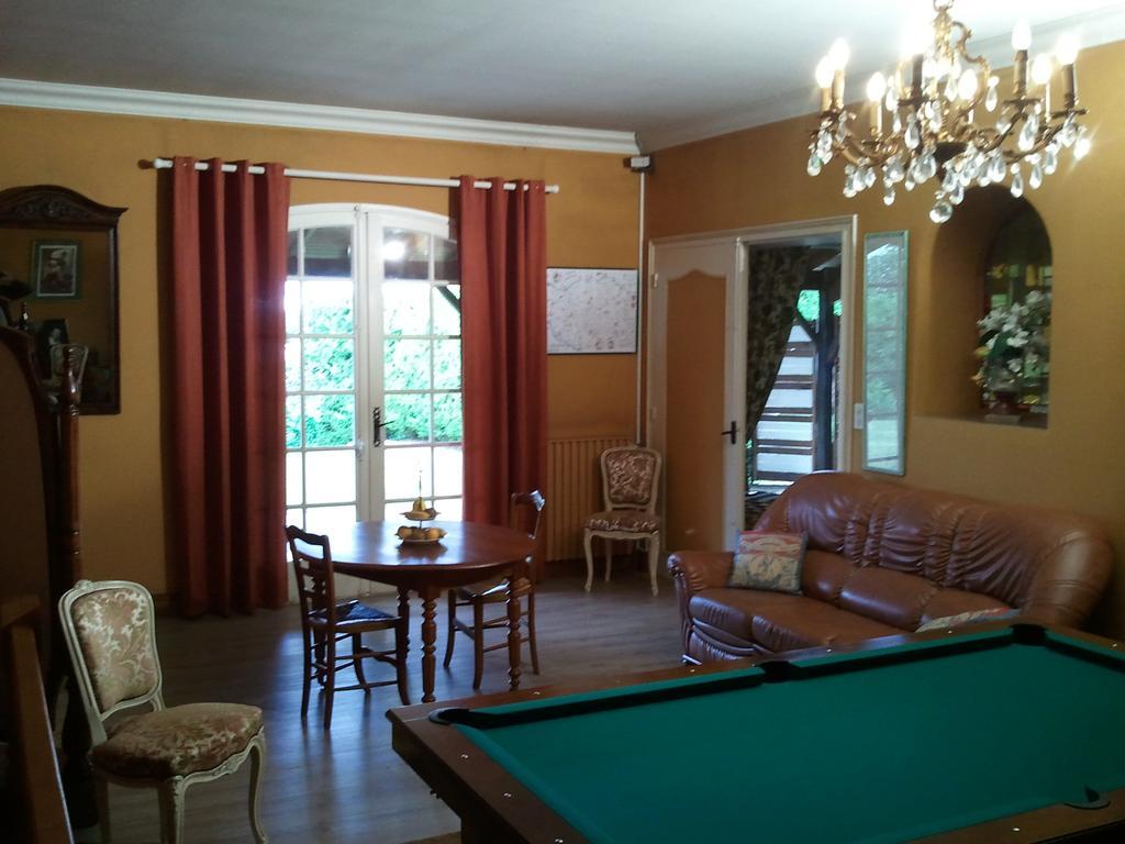 Bed and Breakfast Mas Du Trezon Cholet Exteriér fotografie